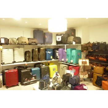 Maroquinerie CYBELLE à Cahors, maroquinerie, sacs, valises, bagages et accessoires à Cahors